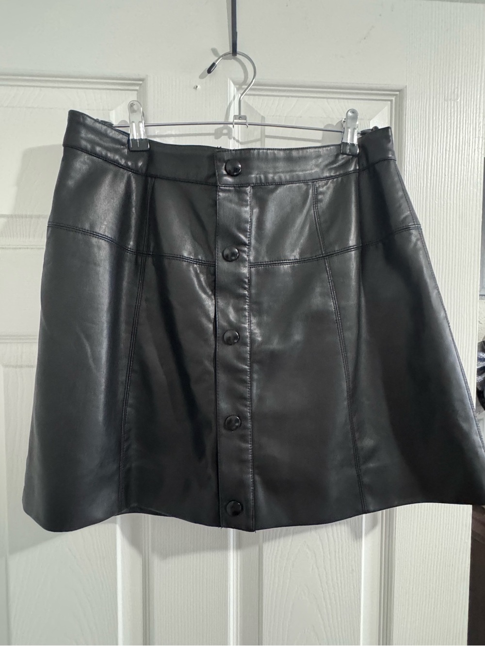 Free People Women’s Black Faux Leather Button-Front Skirt